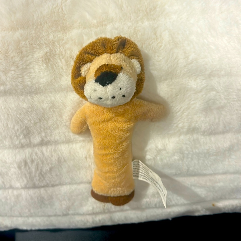 🛍️Free with Bundle🛍️ Lion shaped bookmark.